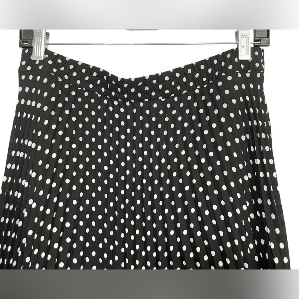 Max Studio Skirt Size M Black White Polka Dot Pleated Skirt Elastic Waist - Picture 5 of 15